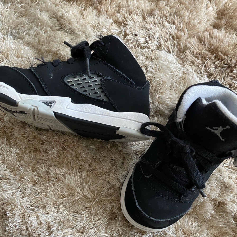 Jordan 5 Retro Black 7C